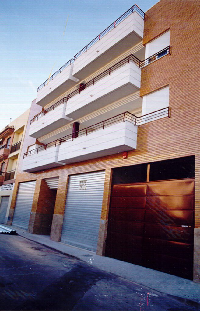 Tecnicons Edificio de Viviendas García Sangüesa Benicàssim